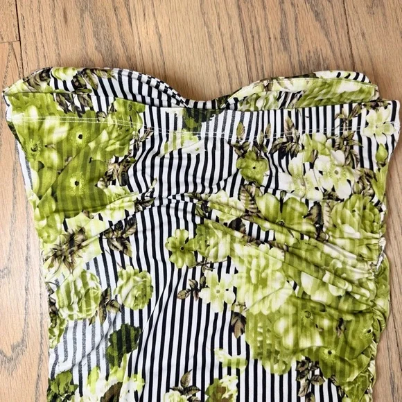 Janice Women’s Floral and Striped Padded Breast Tube Top Size Large - Picture 8 of 13